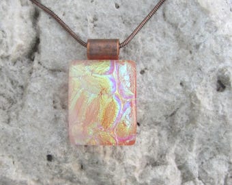 Korallengelbe Halskette, dichroitisches Glas, dichroitischer Kupferanhänger