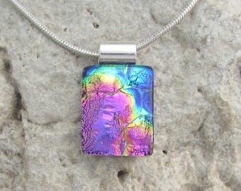 Regenbogen-Halskette aus dichroitischem Glas, leuchtender dichroitischer Schmuck