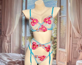 Sheer Floral Embroidered Lace Lingerie Set,Lightweight Sleepwear,Bra, Panty & Garter