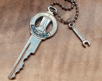 Vintage Plymouth Crest Key, Antique, Car Keys, Barracuda, Gtx, Duster, Roadrunner, Classic Cars, Plymouth Keychain, Plymouth Necklace, Rare