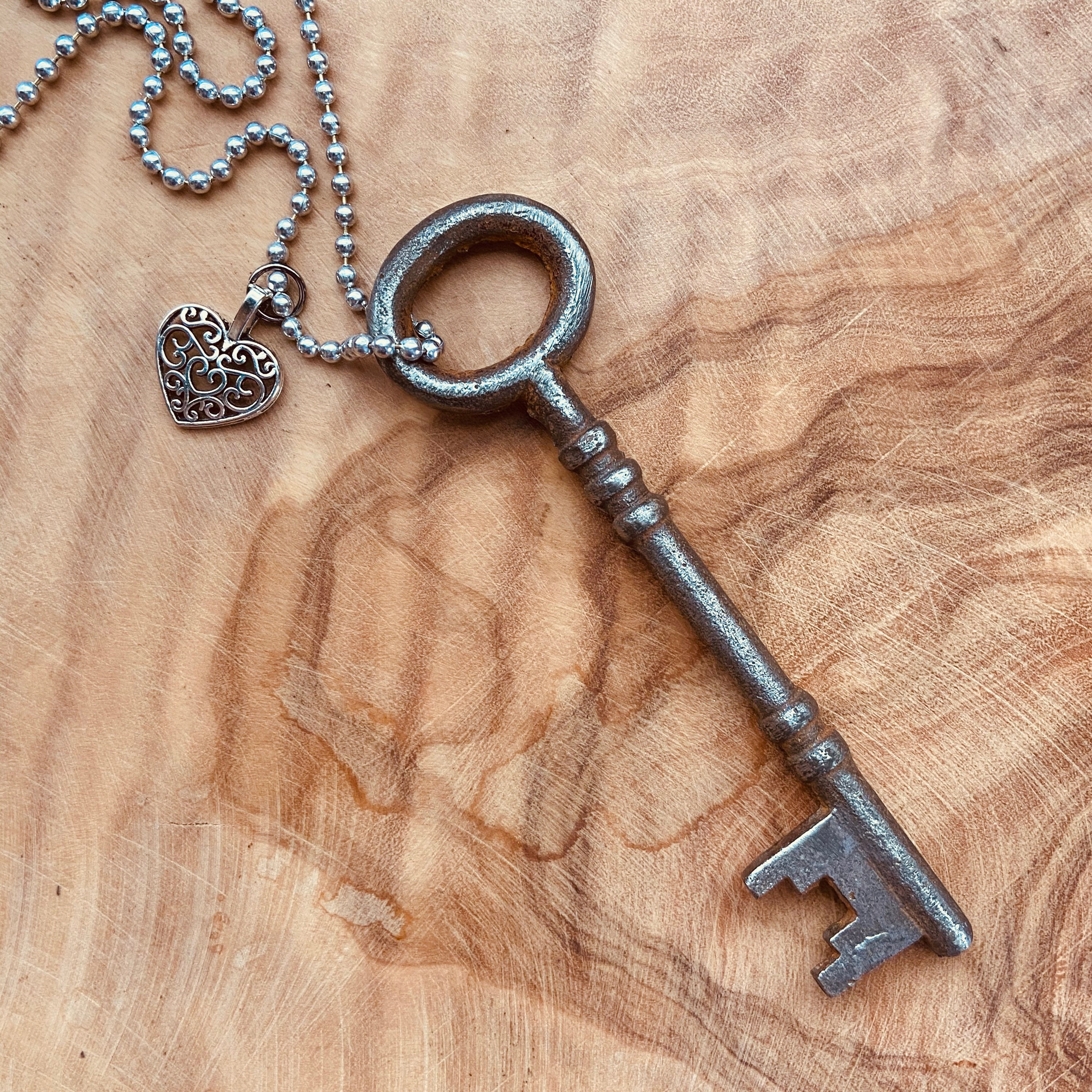 Classic Vampire Skull Skeleton Key Necklace | The Alley