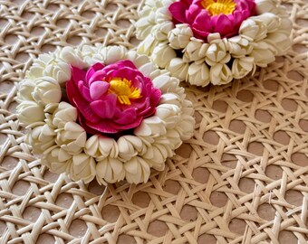 Jasmine and Lotus/ Rose  center clip