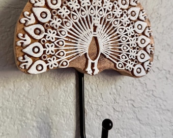 Wooden block wall hanging/wall hooks