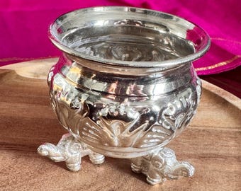 Authentic, pure German silver bowls - raised model with engraved legs
