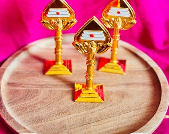 Muruga Vel: Gold/Silver Finish Hindu Puja Instrument