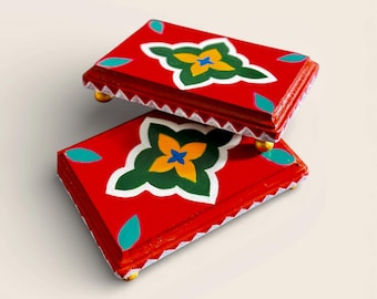 Handpainted "Athangudi" riser/manai- for idols, figurines, collectibles, gifting, home decor