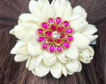 Jasmine n pink kundan alligator clip