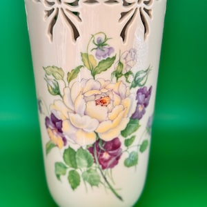 Lenox Vases Vintage - Etsy - Page 2