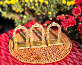 Brass Mandasanam/Small puja peetam for idols/figurines