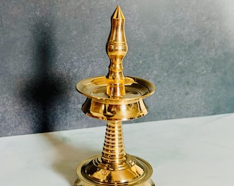 Traditional (5 inch) Kerala Lamp - brass lamp/vilakku for home or gifting