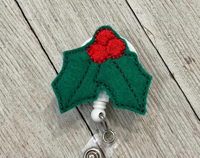 Holly leaf badge reel, Christmas holly ID holder, holly berries feltie, badge pull