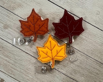 Maple Leaf Badge Holder: Fall Felt ID Retractable Reel