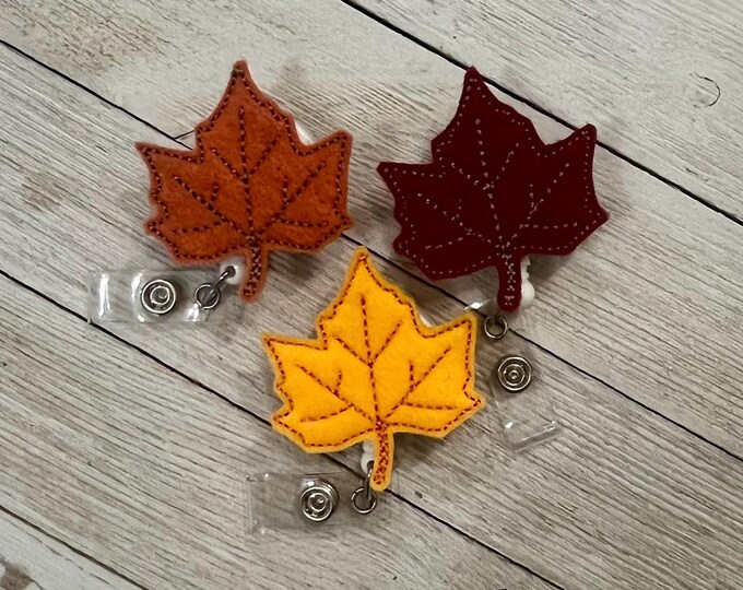 Maple leaf badge holder, fall badge, Leaf ID, retractable reel, leaf feltie