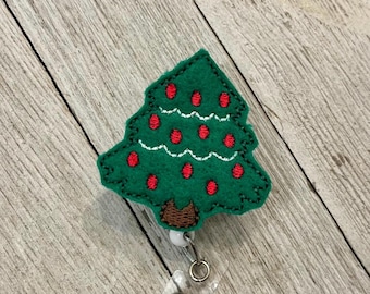 Simple Christmas tree badge reel, little Christmas tree ID holder, simple tree feltie, badge pull