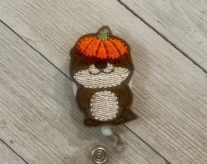 Otter badge holder, pumpkin otter badge, otter feltie, pumpkin ID, retractable reel, badge pull