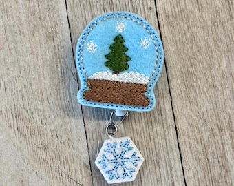 Snow Globe Badge Reel: Evergreen Tree Feltie ID Holder