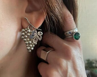 Silver Grape Cluster Earrings, Vintage Botanical Grapevine Earrings, Leaf Ear Climber Stud, Harvest Jewelry, Wine Lover Gift for Her