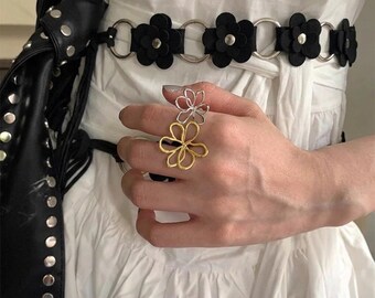 Anillo de doble flor bicolor, anillo floral llamativo de metal mixto, anillo de flor de alambre de oro y plata, joyería minimalista ajustable, regalo único