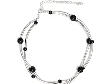 Gargantilla de alambre plateado / Collar futurista de cuentas negras