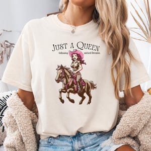 Country Cowgirl shirt Western Cowgirl Tee Vintage Country Shirt Rodeo Cowgirl Top Ranch Style Tee Gift for her Holiday Gift Concert Gift