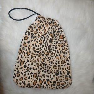 Handmade Small Money Bag: Stylish Tip Collector (11x11