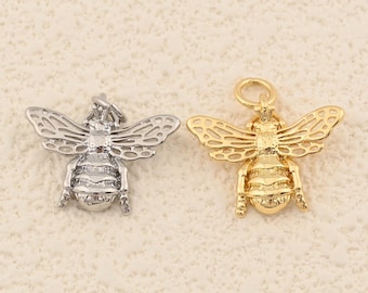 Open Wing Bee Charm With Fine Details For DIY Jewelry And Craft Creations 18x15mm
