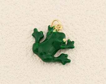 Green Enamel Frog Pendant with Animal Shape in 18K Gold Filled Finish for Necklace Jewelry Making 22x21mm