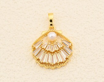 Pearl 18K Gold Plating Seashell Pendant with Crystal Fan Rays and Round Pearl for Jewelry Craft 21x24mm