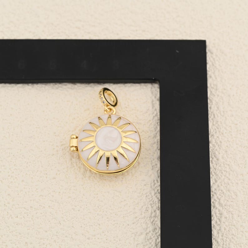 Sun Chain Locket Classic Round Sun Locket Pendant 18K Gold Plated Charm With Secret ...
