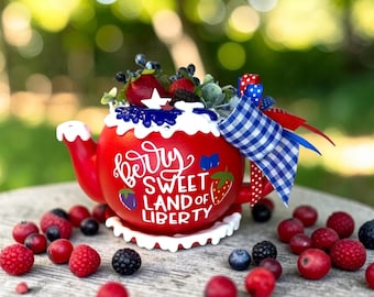 New!! Berry Fourth of July Teapot. Mixed Berry Tray Decor. Patriotic TEAPOT. 4th of July Tray Decor. 2026