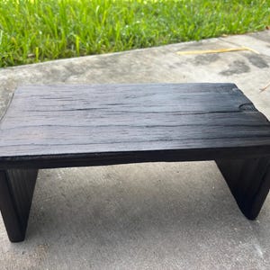 Elevated Wooden Pet Food Stand – Handcrafted Raised Bowl Feeder for Cats & Dogs