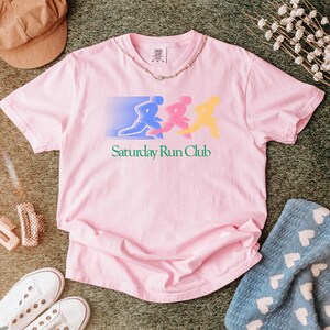 Saturday Run Club Shirt Vintage 90s Graphic T-Shirt Gifts For Runners Outfit Vintage Running Shirt For Her image 4