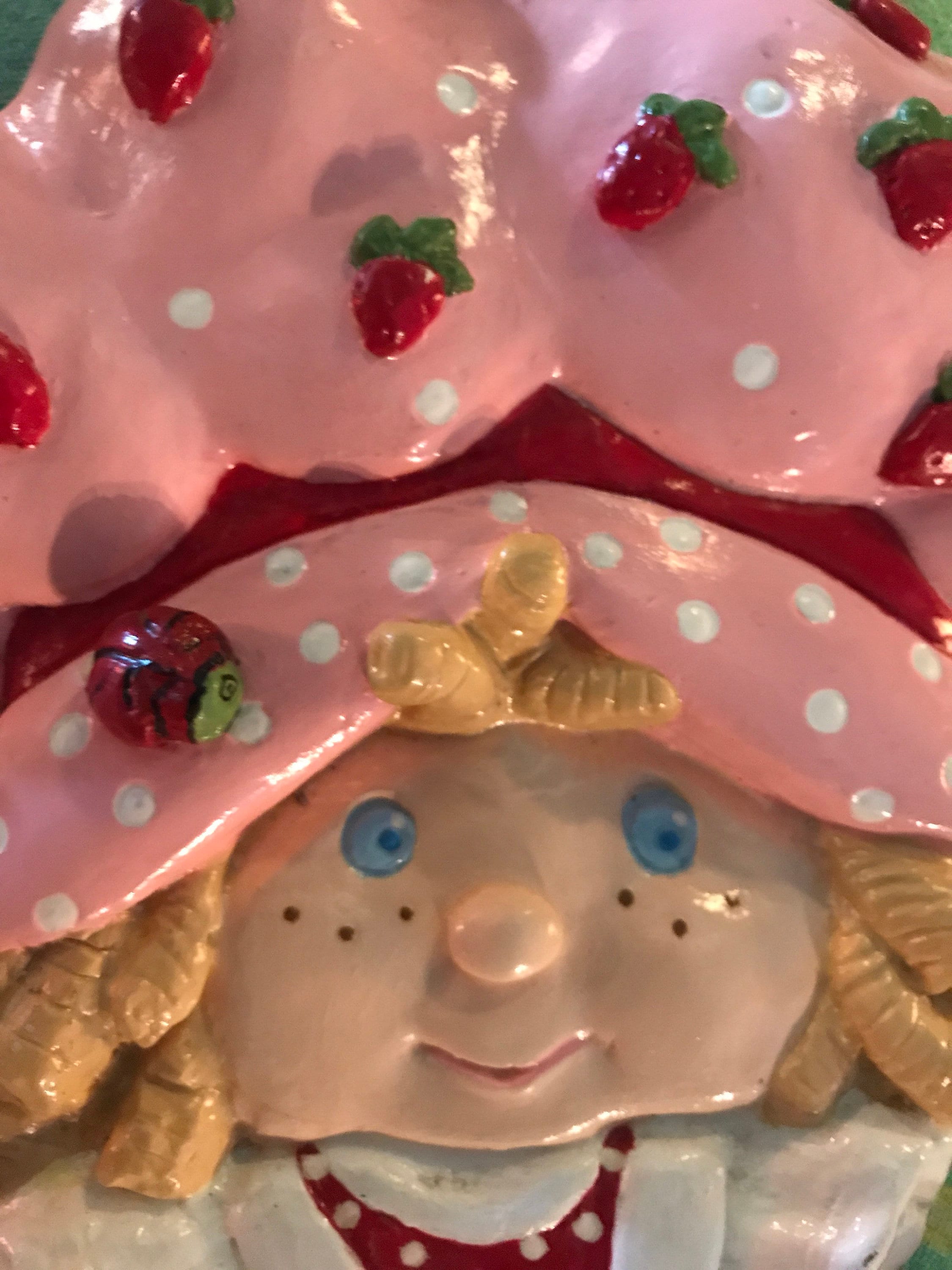 Vintage Chalkware Strawberry Shortcake. Strawberry Shortcake Wall ...