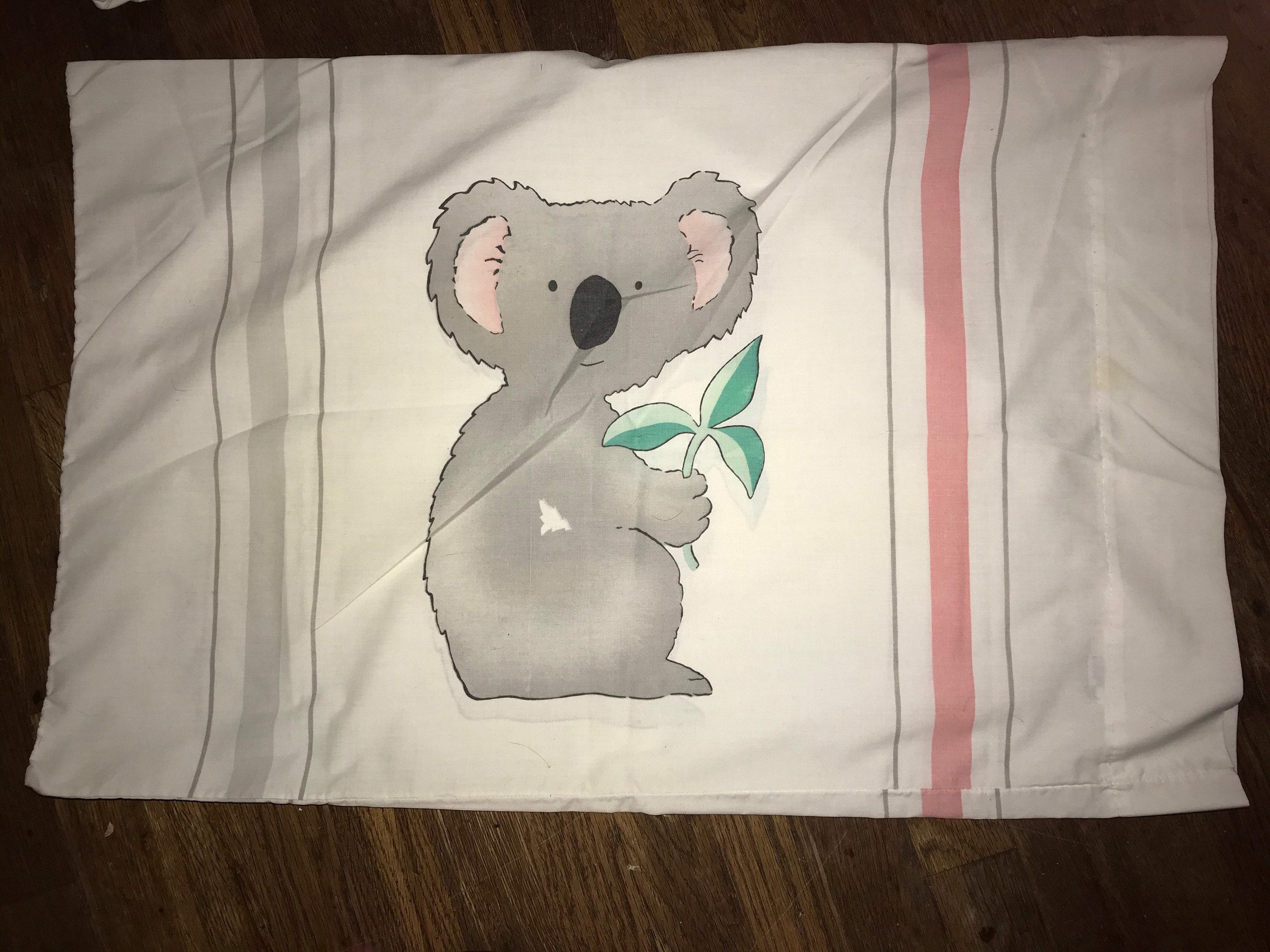 Vintage White Koala Bear Sheet. Koala Bear Twin Bed Sheet With