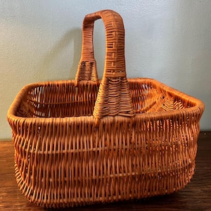 Vintage 1970’s Whicker Gathering Basket