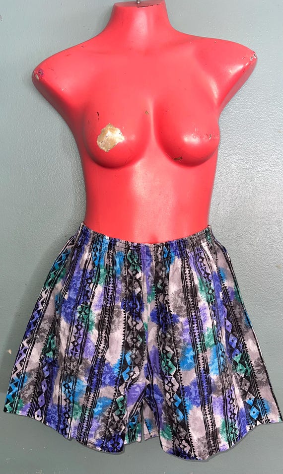 Vintage 80's Streetwear Shorts. Gender Neutral Elastic Waist Wide Leg Shorts, Size XL