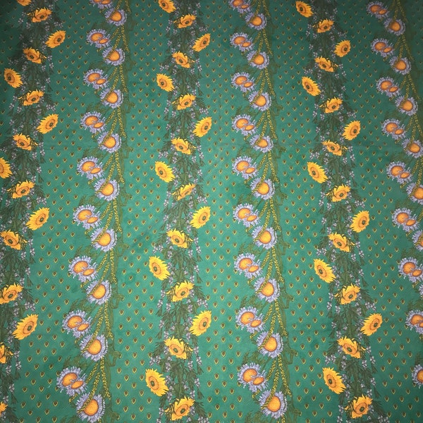 Vintage Green Sunflower Tablecloth. Vintage Green and Gold Rectangular Tablecloth. Golden Sunflower French Tablecloth. Vent du Sud