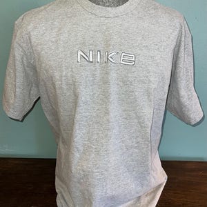 2000s Nike Tee - Etsy