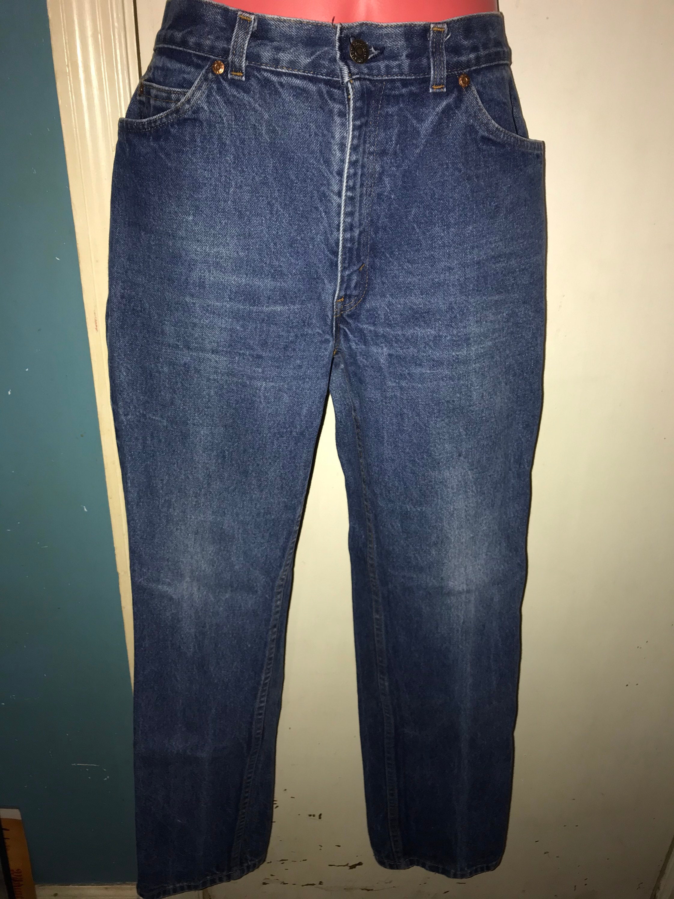 Vintage Women's Levi Jeans. 90's Dark Blue Denim Jeans. Levi's White Tab  Blue Jeans. Vintage Levi's Jeans. Size 14