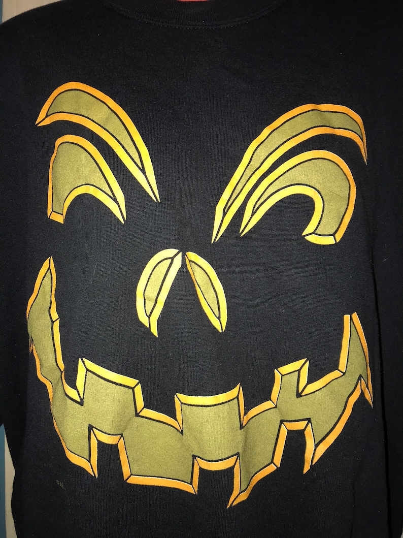 Vintage Ugly Halloween Sweatshirt. Ugly Halloween Scary Pumpkin Face Sweatshirt. Halloween Sweatshirt. Size XL image 2