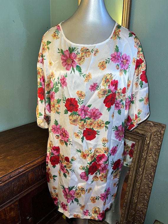 Vintage 1990’s Victoria's Secret Floral Satin Nightgown, Gold Label, Size Large