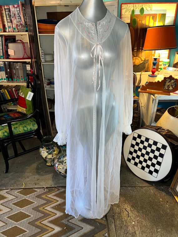 Vintage Vanity Fair Chiffon Robe. Sheer White Robe. V… Gem