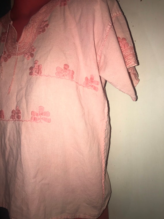 Vintage 1960's Pink Boho Shirt. Short Sleeved Emb… - image 4