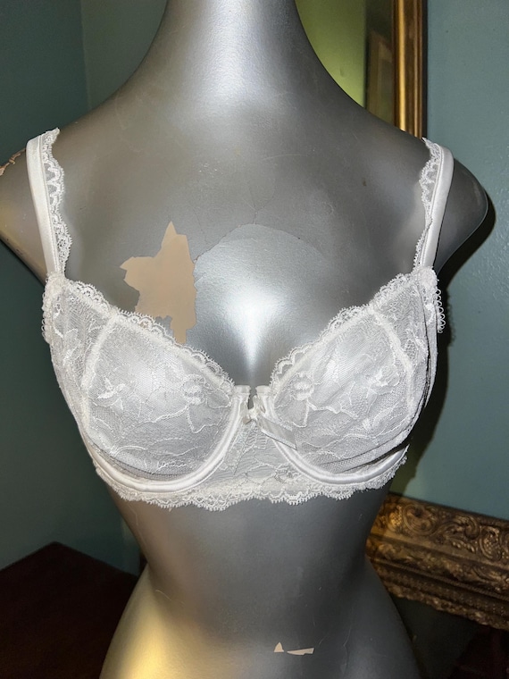 Vintage Victoria’s Secret White Lace Bra, Size 34D
