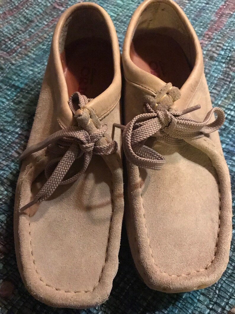 vintage clarks wallabees