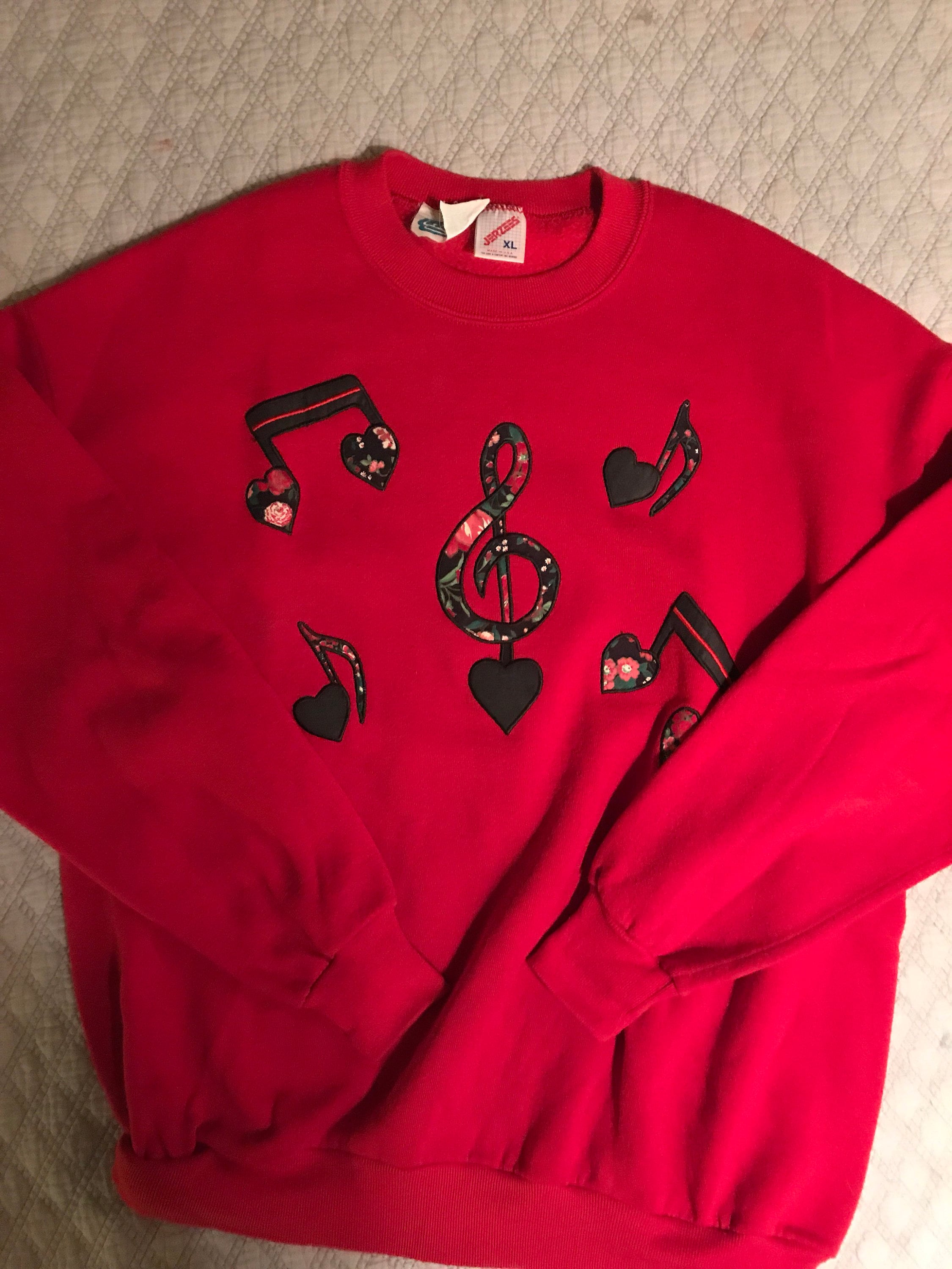 Vintage 80's Sweatshirt. Music Sweatshirt. Red Sweatshirt. Red Music