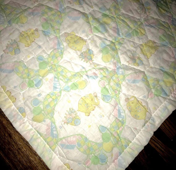 Vintage 1970’s White With Yellow Elephants Crib Blanket, Baby Blanket