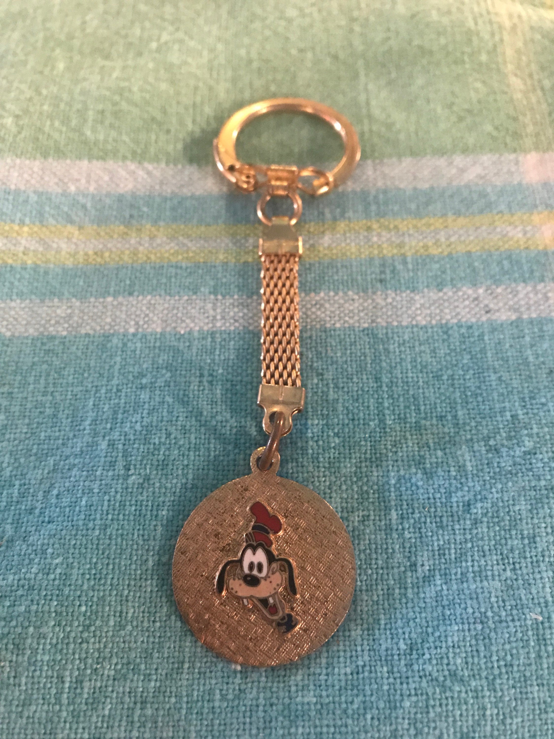 Vintage Walt Disney Keychain. 1960's Gold Goofy Keychain. Gold Goofy