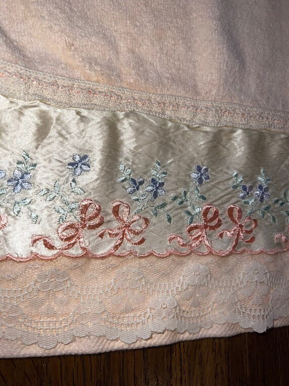 Vintage Peach Towel and Hand Towel Set. 1980’s Fancy Towels,