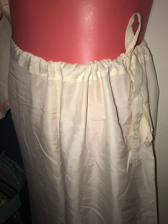 Vintage 1940’s Silk Pajamas. Women’s Asian Silk P… - image 8